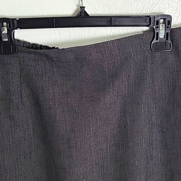 Gray Straight Midi-Skirt, Size 14 - Picture 2 of 6